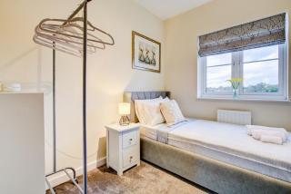 Luxury Townhouse near Ipswich Waterfront - 1