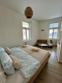 Jane's Cozy Corner Studio - 3