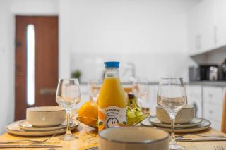 Parking Outside Terrace Balcony Fulham ST - 7