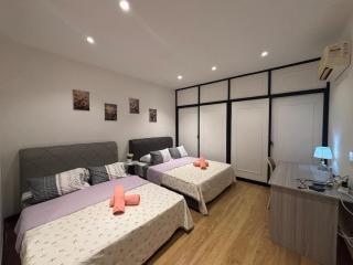 Roxy Studio 4 pax - Kuching - 0