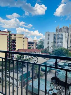 Superb View One Bedroom Apartment Kilimani - 1