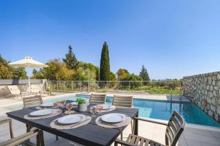 Villa Ruby Gem by Villa Plus - 9