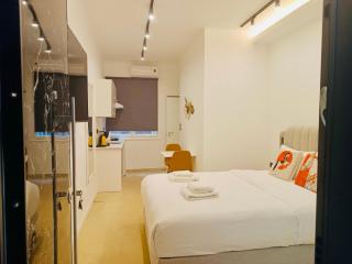 Family Central Retreat by Zeus Suites - Atene - 0