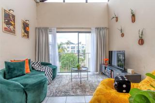 Retro Pop FREE Parking Fast Wifi Pool Large Workspace - 0