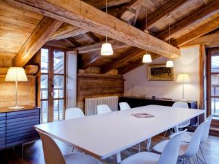 Maison de village chaleureuse au centre de Courchevel, près des pistes, 8 pers, 4 ch, luxe et confort - FR-1-568-18 - 2