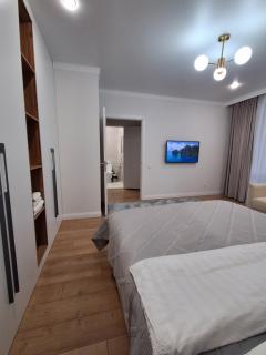 New Arena City View Apartment - 3