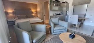 The Gallery on Gray - 1