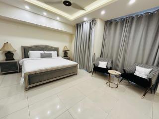 Elysium Luxury Service Apartment By LMY Facing Centaurus Mall Blue Area Islamabad - 4