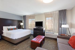 Staybridge Suites Fairfield Napa Valley Area by IHG - Fairfield - 3