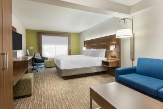 Holiday Inn Express Hotel & Suites Bentonville by IHG - 6
