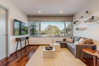 Beachside apartment - 0