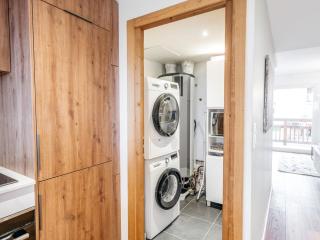 Spacieux T4 avec jacuzzi, 110m² avec parking - Les Deux Alpes - FR-1-546-49 - 2