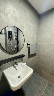 Cozy, Mini Studio Apartment at Neu Suites by OKBnB - 9