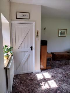 The Byre at Mill Farm Farlow - 2