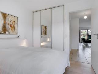 Apartment Allyson - 450m from the sea by Interhome - 2