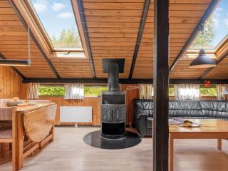 Holiday Home Elfrieda - 1-6km from the sea by Interhome - 5