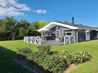 Holiday Home Gustava - 700m from the sea by Interhome - 0