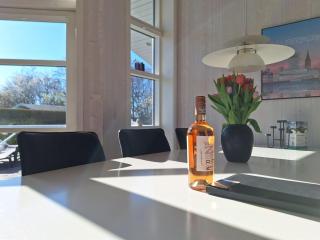 Holiday Home Gustava - 700m from the sea by Interhome - 2