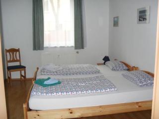 Ferienwohnung In Strandnahem Ferienhaus In Ahlbeck - 2
