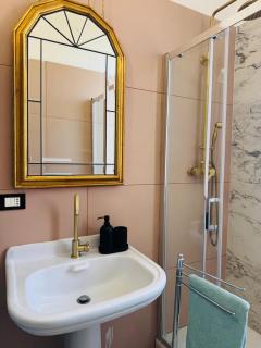 HERITAGE HOUSE City Center -ENTIRE APARTMENT- - 2