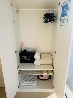 Only female ladies only Private room shared bathroom of a residential tower vs pool view & downtown view & pv rooftop parking minimum staying of 5 nights - 4