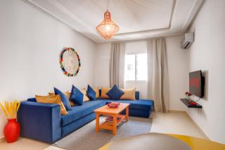 Brand New Stylish & Comfortable Apartment - City Center - Free Parking - Fantastic Location! - 8