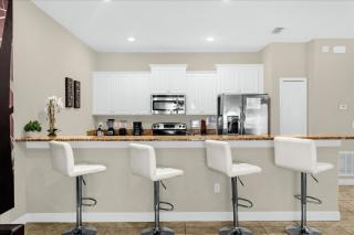 4 Bedrooms 3 Bathrooms Paradise Palms 2951 Bp - 2