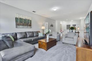 7 Bedrooms 5 Bathrooms Solterra 4035 Ol - 2