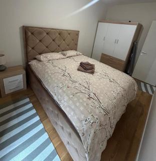 Apartment-Central Point - 5