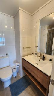 Cómodo, moderno, nuevo, 2D2B, incluye estacionamiento - 8