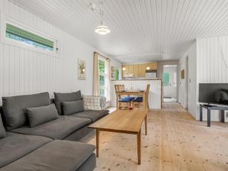 Holiday Home Ivar - from the sea by Interhome - 2