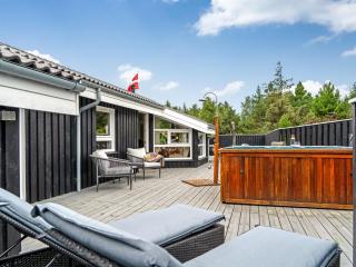 Holiday Home Eeske - 2-5km from the sea by Interhome - 7