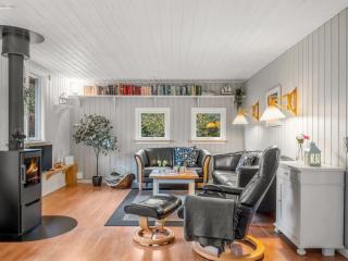 Holiday Home Hughlek - from the sea by Interhome - 2