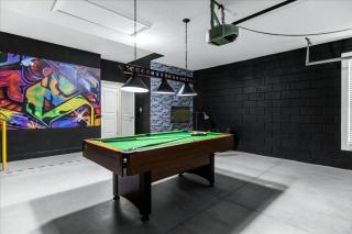 6 Bedrooms 5 Bathrooms Solterra 4193 Od - 2