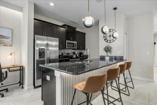 5 Bedrooms 4 Bathrooms Storey Lake 3101 Pp - 4