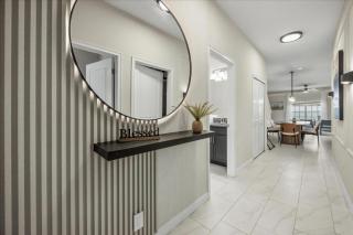 5 Bedrooms 4 Bathrooms Storey Lake 3101 Pp - 1