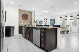 10 Bedrooms 10 Bathrooms Encore 7709 Fd - 4