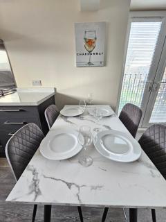 Pancinos Guest House Newmarket High Street - 2