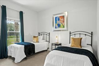 5 Bedrooms 4 Bathrooms Paradise Palms 8981 Cp - 1