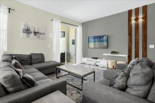 5 Bedrooms 4 Bathrooms Storey Lake 4955 Wa - 7