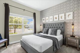 5 Bedrooms 4 Bathrooms Storey Lake 4955 Wa - 1