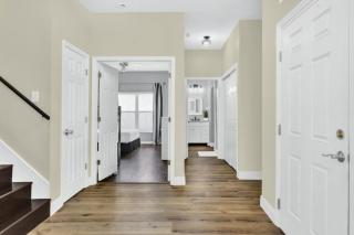 5 Bedrooms 3 Bathroom Hampton Lakes 573 Bc - 3