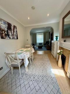 Wimbledon Tennis House - 7