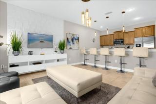 4 Bedrooms 3 Bathrooms Paradise Palms 8969 Bp - 2