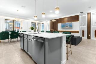 10 Bedrooms 9 Bathrooms Paradiso Grande 6098Hs - 1