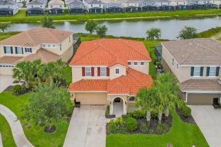 5 Bedrooms 4 Bathrooms Solterra 5415 Oc - 0