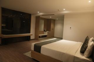 Kriya Grandeur Hotel - 0