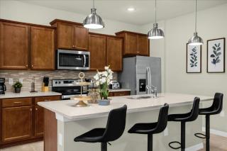 7 Bedrooms 55 Baths Windsor Island 3943 La - 3