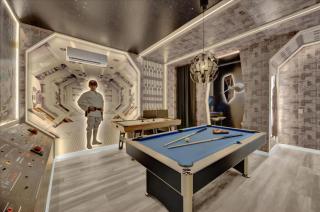 10 Bedrooms 8 Bathrooms Windsor Cay 15977Cc - 1