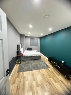 Serene 1bedroom Flat - 6